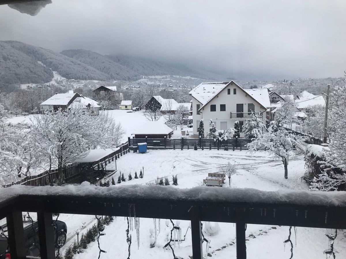 Pensiunea Cerbul Carpatin Бран Екстериор снимка